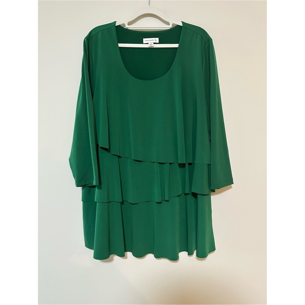 Christmas Holiday‎ Susan Graver Tunic 1X Green Tiered Scoop Neck Flowy Top